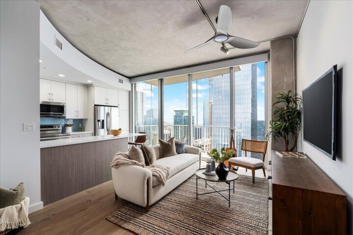 Property Photo:  360 Nueces Street 4203  TX 78701 