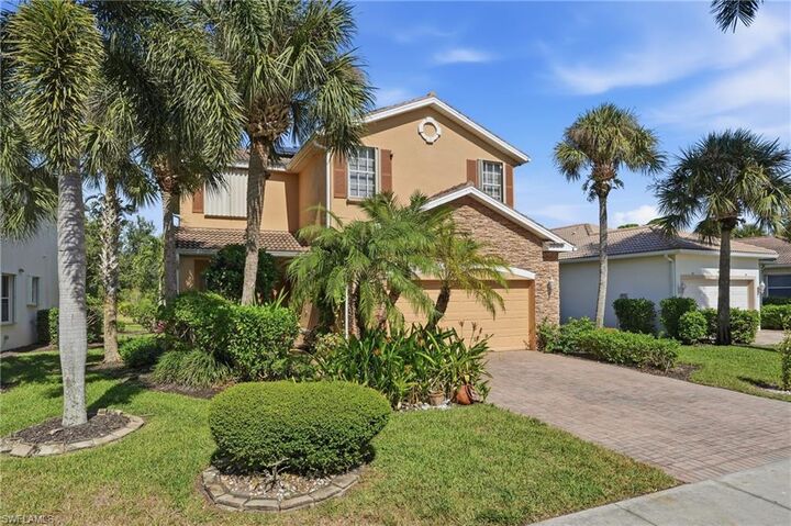 Property Photo:  2513 Keystone Lake Dr.  FL 33909 