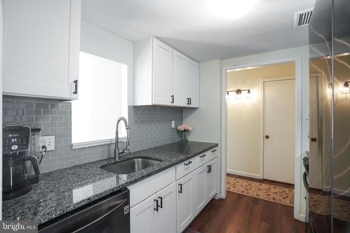 Property Photo:  309 Florence Avenue 112-N  PA 19046 