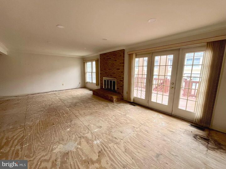 Property Photo: 12 River Oaks Circle MD 21208