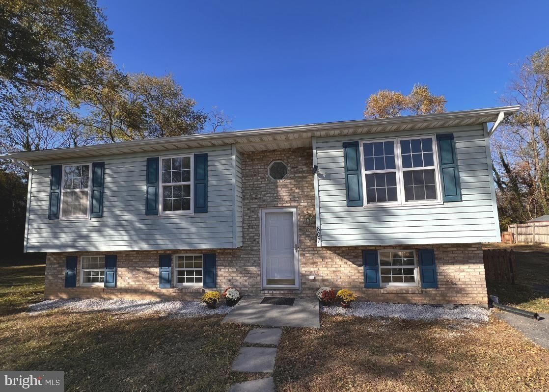 Property Photo: 807 Butler Avenue VA 22601