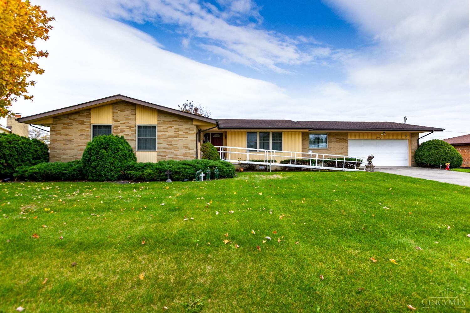 Property Photo: 5342 Dushore Drive OH 45417