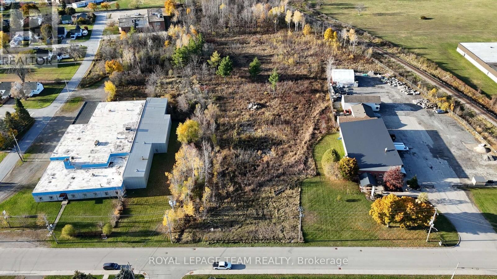 Property Photo:  50 Lorne Street  ON K7A 3K7 
