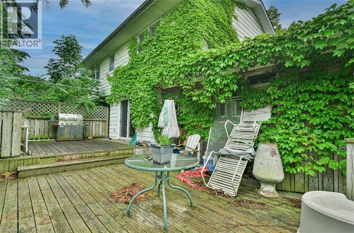 Property Photo:  46 Birchcliff Avenue  ON N2M 4V6 