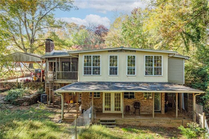 Property Photo:  1454 Longview Drive  GA 30501 