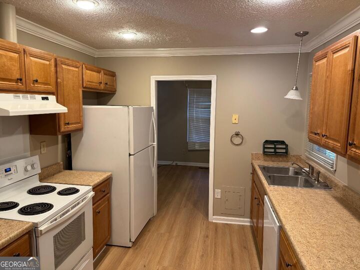 Property Photo: 382 Sherwood Drive GA 30523