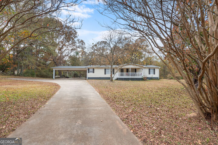 Property Photo:  1706 Stark Road  GA 30233 