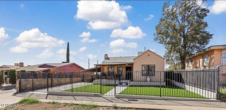 Property Photo: 2630 Wheeling Avenue TX 79930