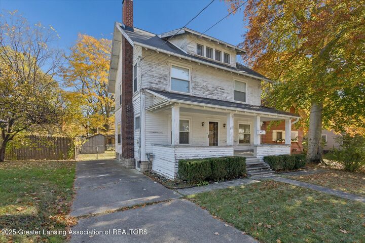 Property Photo: 820 Princeton Avenue MI 48915