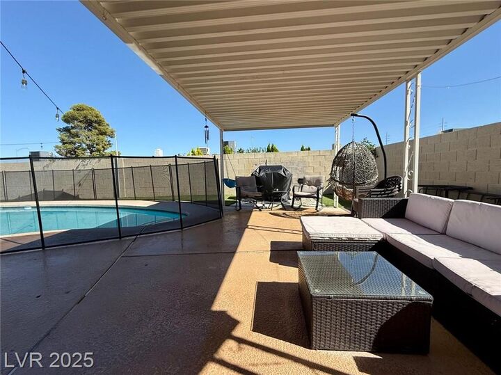 1609 Blue Mountain Drive  Las Vegas NV 89108 photo