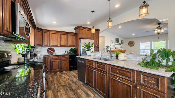 Property Photo:  4251 Claridge Loop  ND 58503 