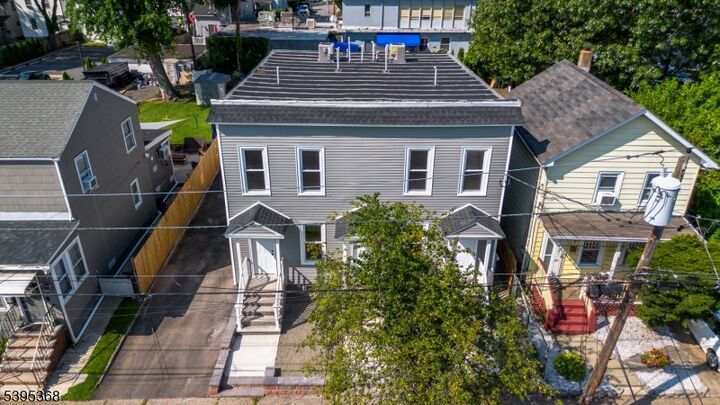 Property Photo: 26 Washington St 2 NJ 07042