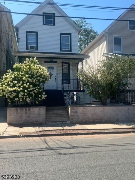 Property Photo: 437 Maple Ave NJ 07202