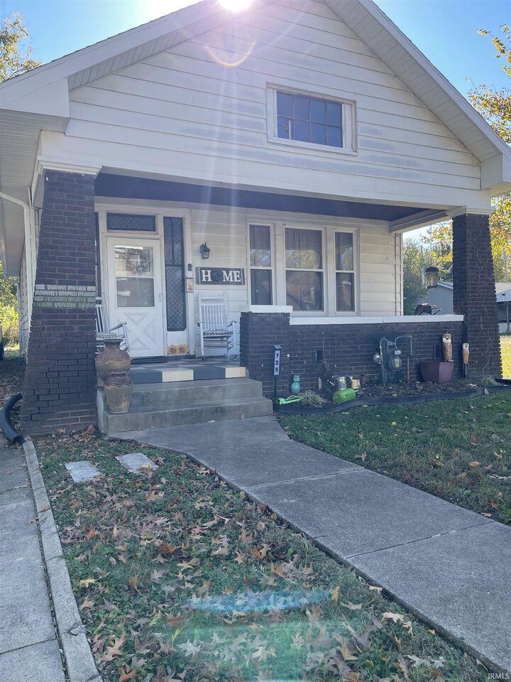 725 Waggoner Avenue  Evansville IN 47713 photo