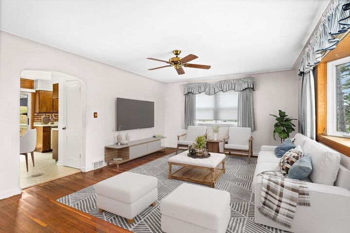 Property Photo:  4931 Wyoming St  MN 55804 