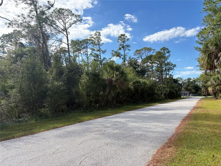 Property Photo:  Cobbler Lane  FL 34286 