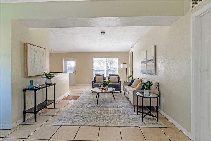 Property Photo:  816 Grove Avenue  FL 32117 