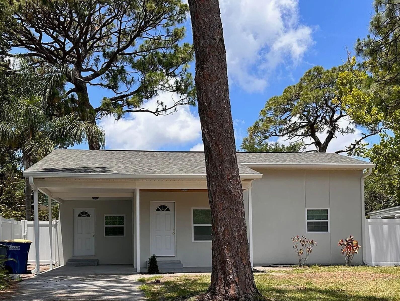 Property Photo:  216 David Avenue  FL 33759 