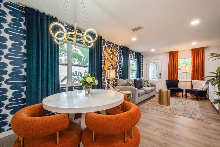 Property Photo:  6225 76th Avenue N  FL 33781 