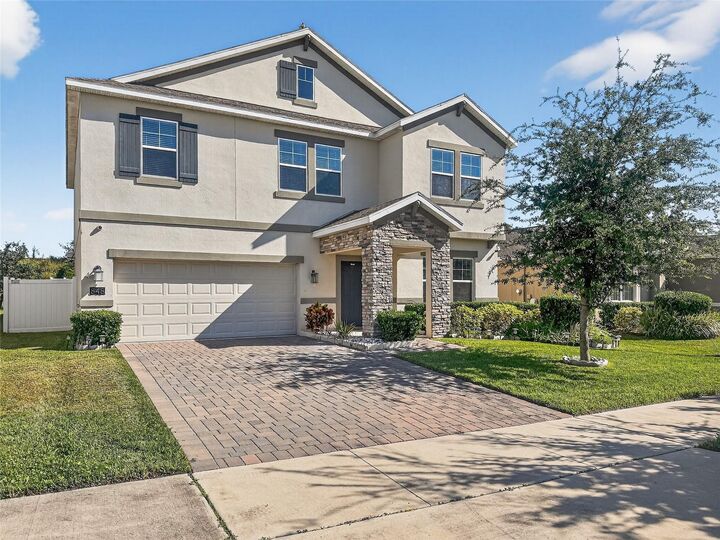 Property Photo: 848 Carmillion Court FL 34736