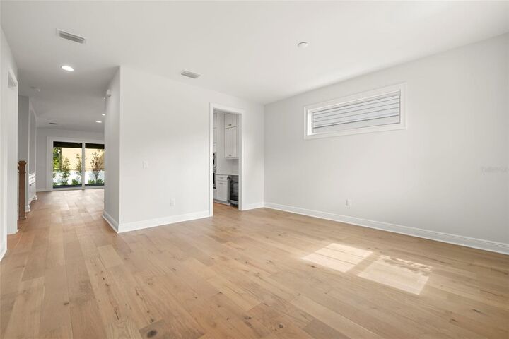 Property Photo: 4605 W San Jose Street FL 33629