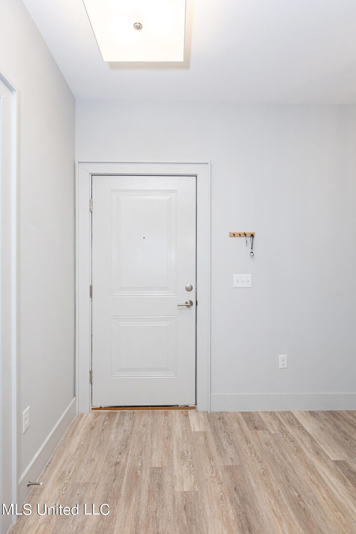 Property Photo:  2501 Bienville Boulevard  MS 39564 