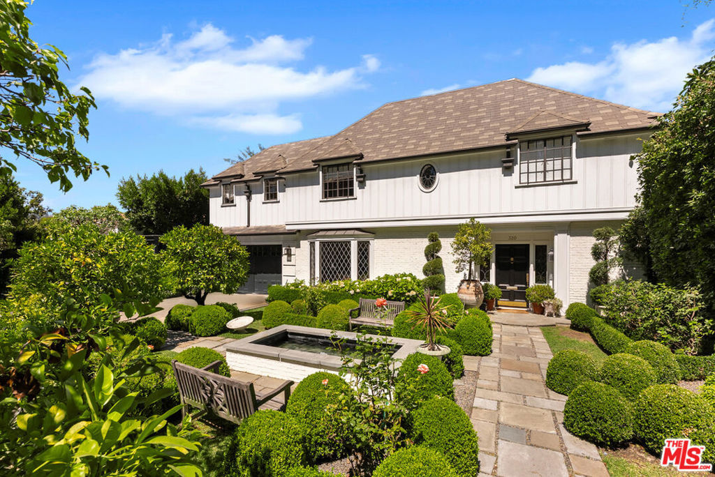 Property Photo: 320 Hilgard Avenue CA 90024