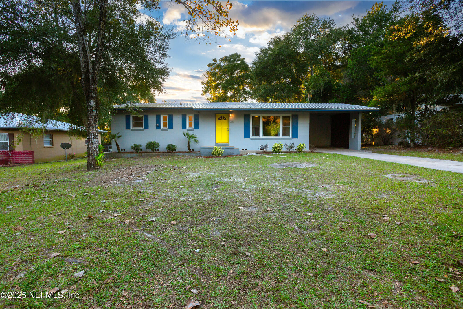 Property Photo:  116 Dellwood Avenue  FL 32177 