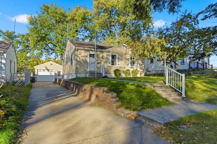 Property Photo:  3304 Yukon Avenue S  MN 55426 