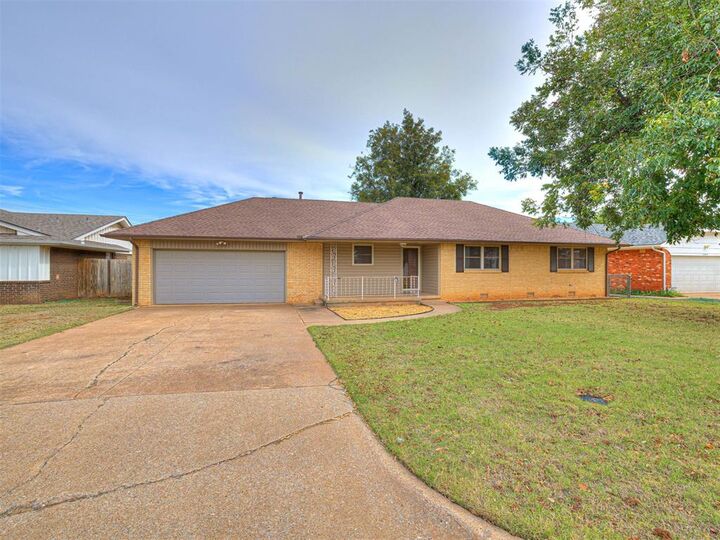Property Photo:  1303 S 10th Street  OK 73750 