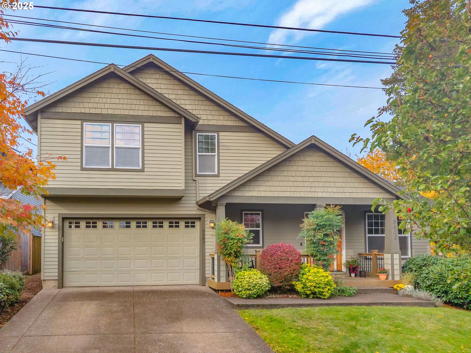 Property Photo:  8803 SW 51st Ave  OR 97219 