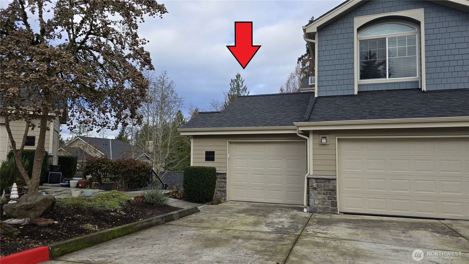 Property Photo:  4315  Issaquah Pine Lake Road SE 1004  WA 98075 