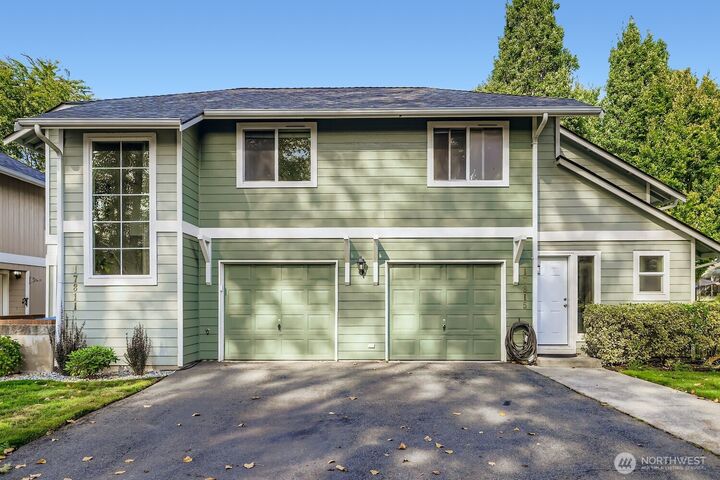 Property Photo:  17815  149th Street SE 14  WA 98272 