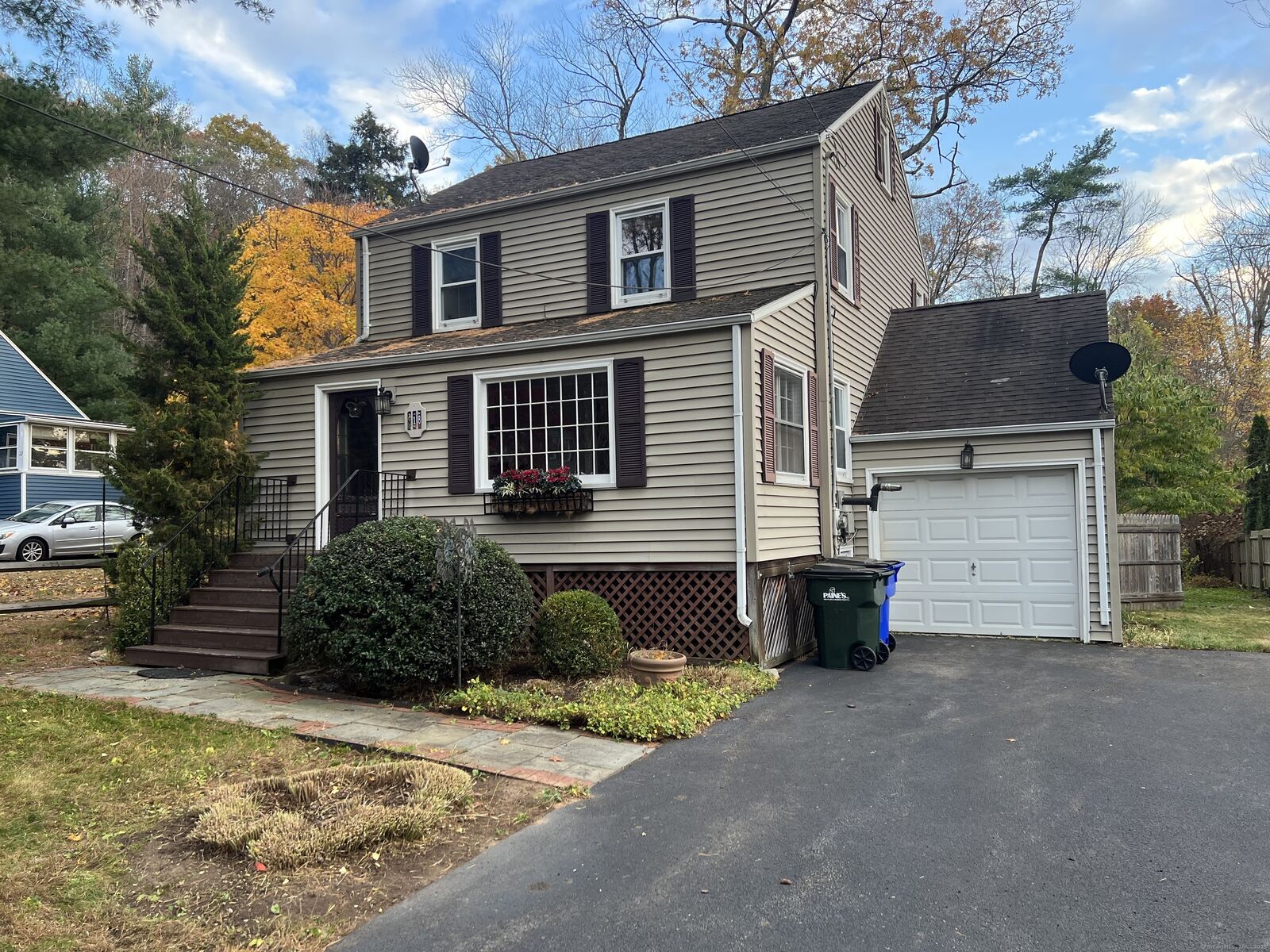 Property Photo:  18 Sunset Trail  CT 06001 