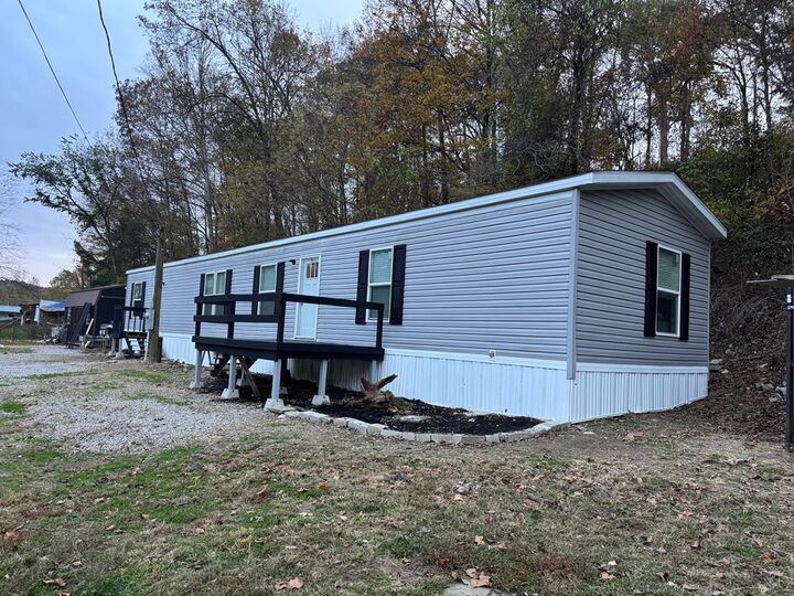 Property Photo: 125 Owensville Road, Lucasville OH 45648