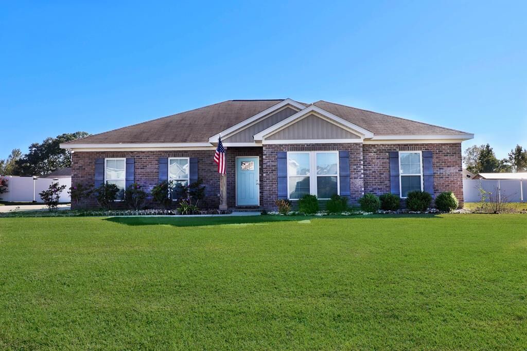 Property Photo:  299 Firefly  AL 36301 