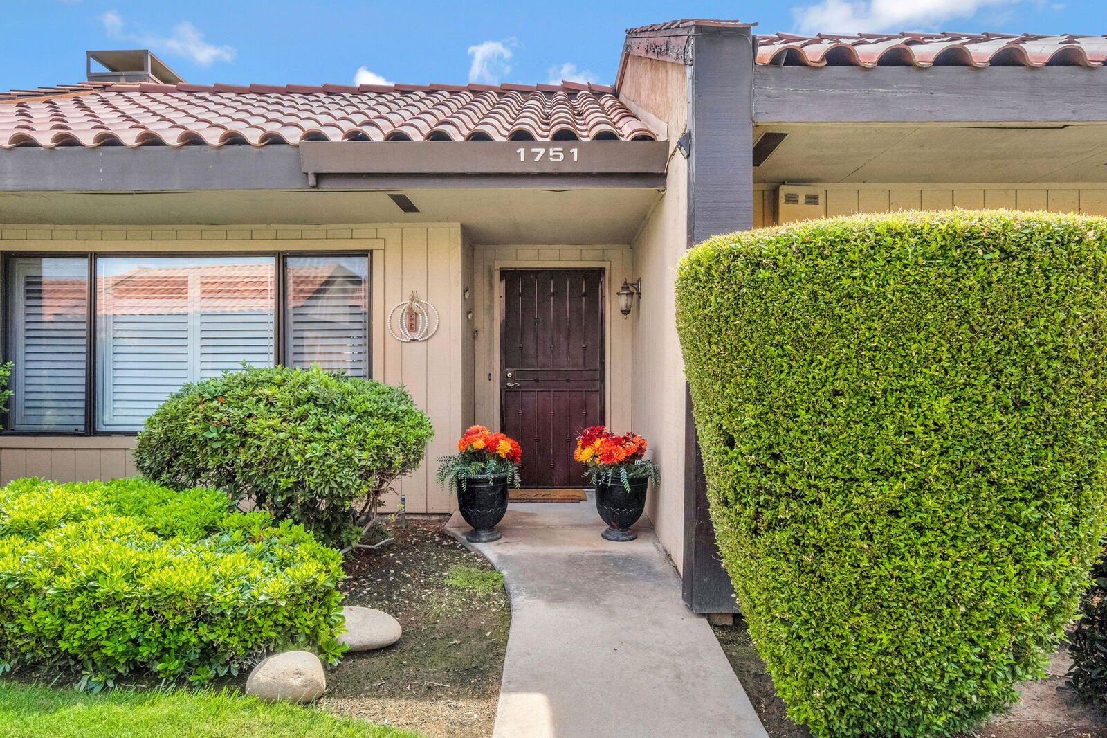 Property Photo:  1751 W Santa Ana Avenue  CA 93705 