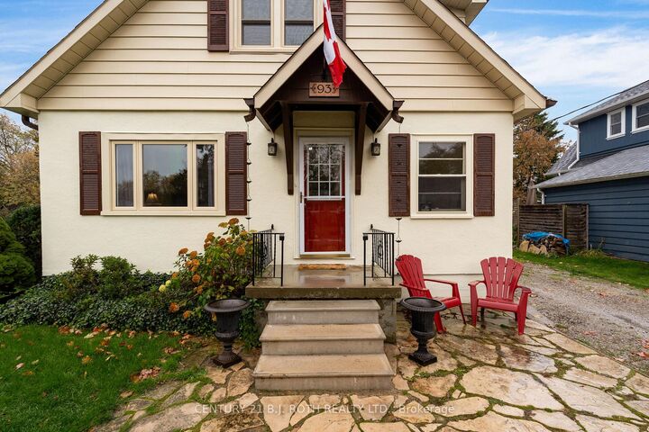 Property Photo: 93 Catherine Avenue ON L4G 1K6