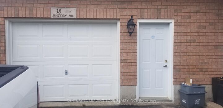 Property Photo: 38 Watson Drive ON L4M 6W8