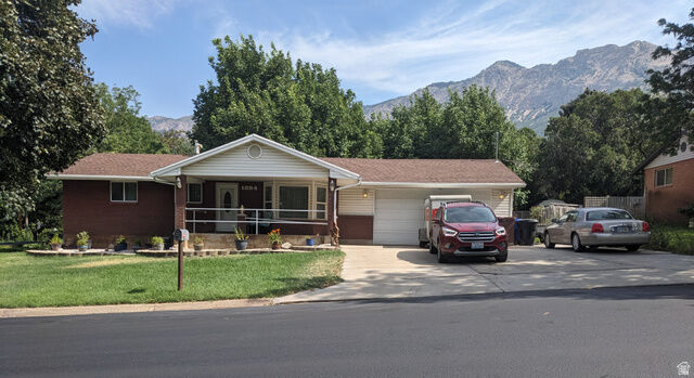 Property Photo: 1284 E 2500 N UT 84414