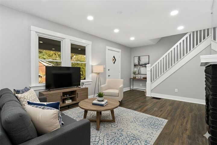 Property Photo:  2070 Boggs Avenue  PA 15221 