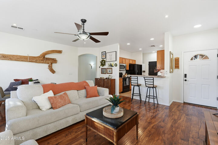 Property Photo: 3533 W Kathleen Road AZ 85053