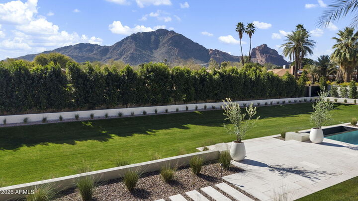 Property Photo: 6528 N 60th Street AZ 85253
