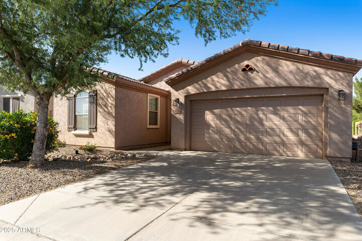 Property Photo: 4245 E Ficus Way AZ 85298