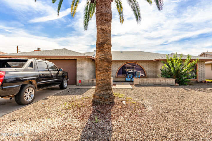 Property Photo: 3033 W Northview Avenue AZ 85051