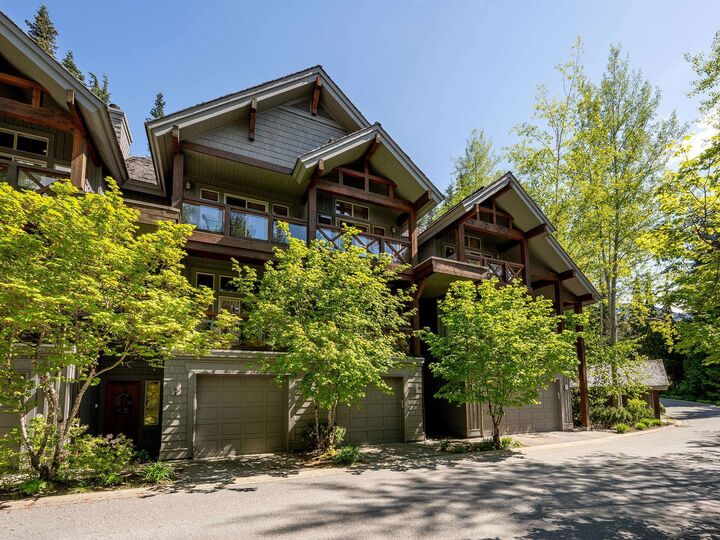 4668 Blackcomb Way 6 — photo 1