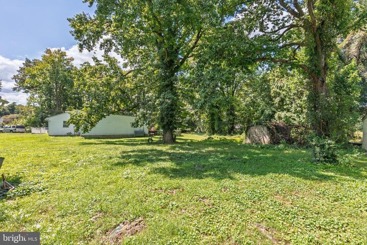 Property Photo: 7326 Green Acres Drive MD 21060