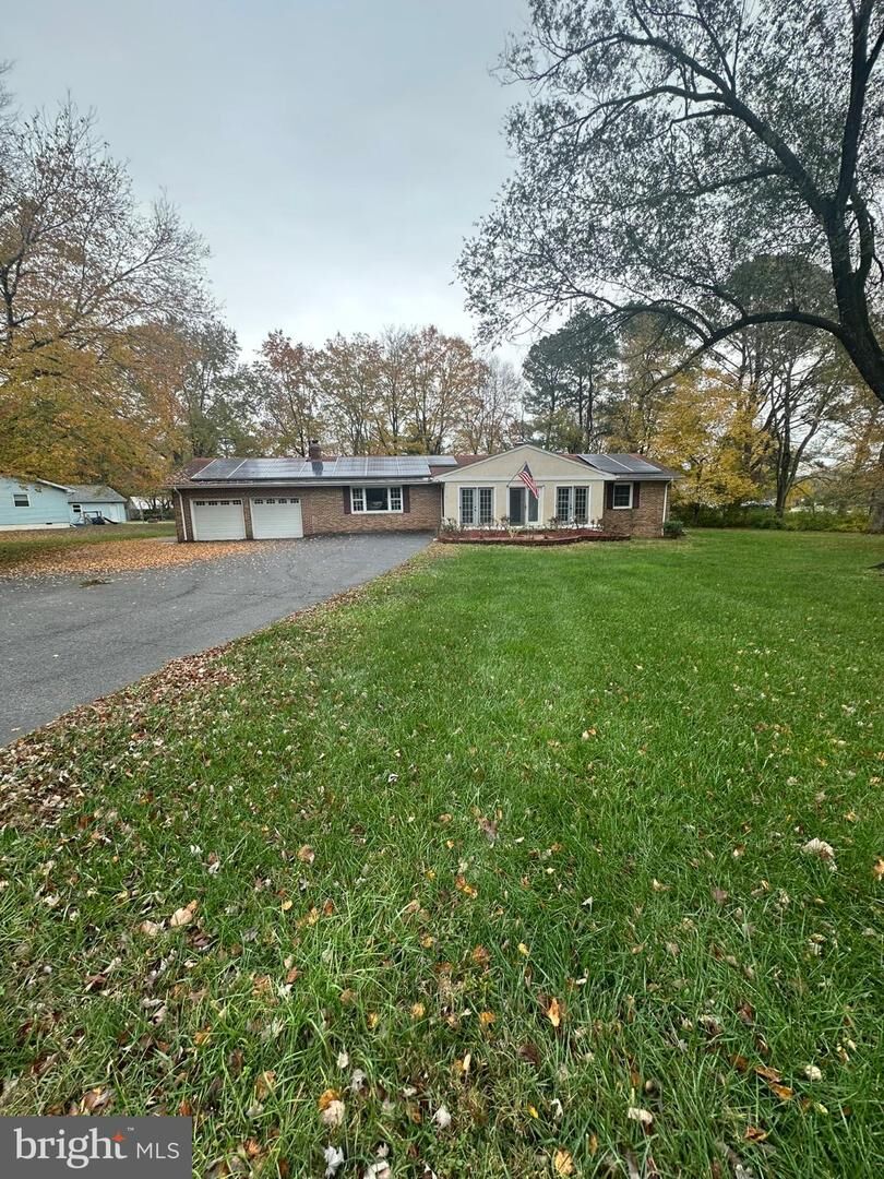 Property Photo:  44075 Louisdale Road  MD 20619 