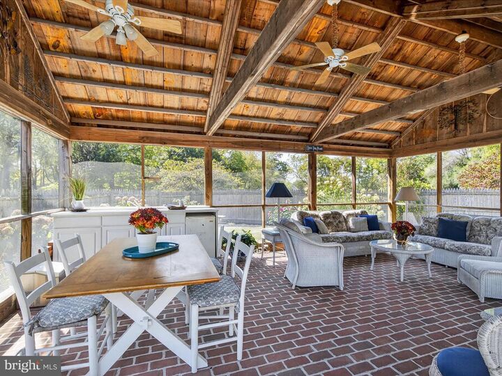 Property Photo: 265 N Old Stonehouse Road PA 17015