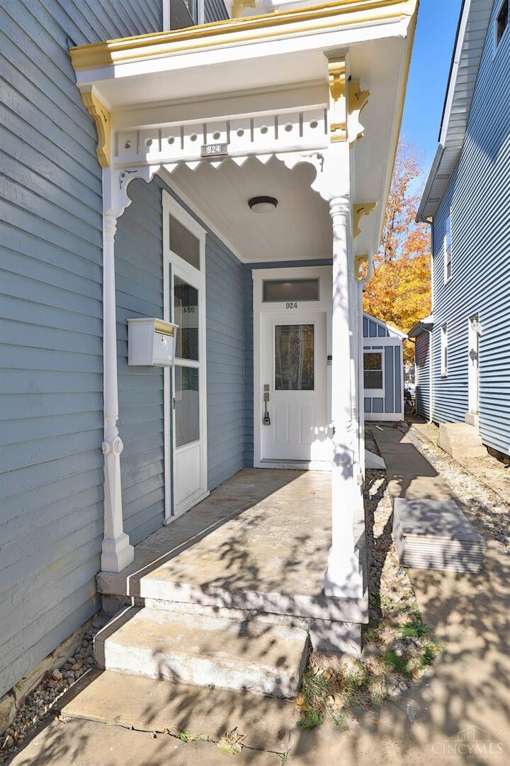 Property Photo: 924 Campbell Avenue OH 45011